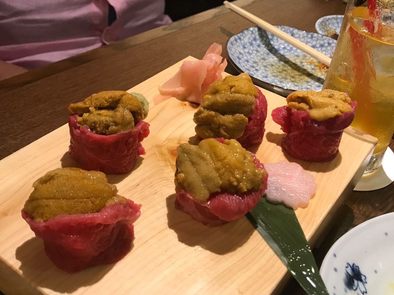 馬肉酒場 三村 雲丹のコラボ寿司