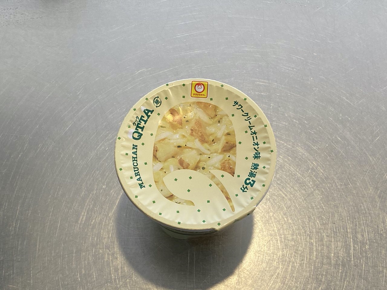 B級フード研究家ノジマ氏がカップ麺オブ・ザ・イヤー2019に選んだ「QTTA サワークリームオニオン味」食べてみた！