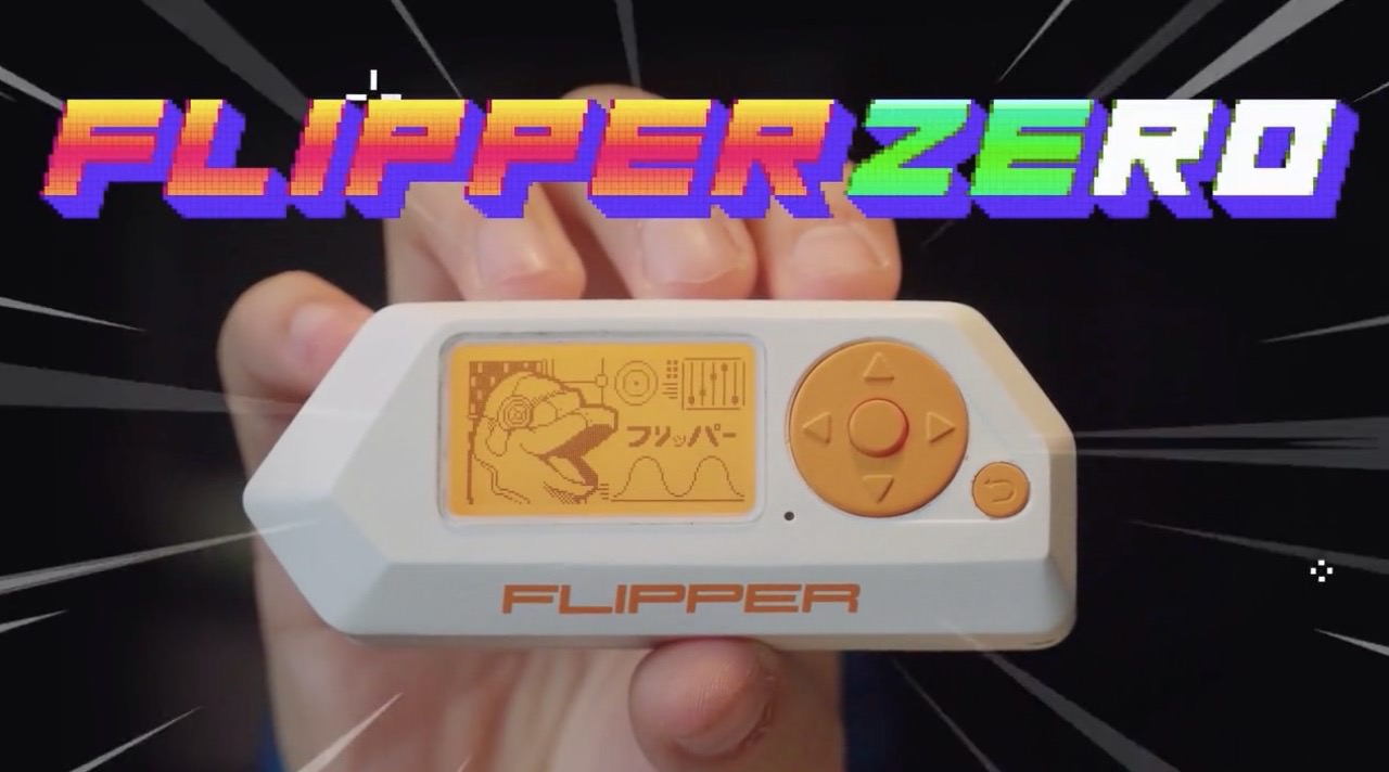 8bit感がたまらない！ハッカー向けたまごっち「Flipper Zero」RFIDエミュレートなど色々できるけどとにかくイルカがかわいい