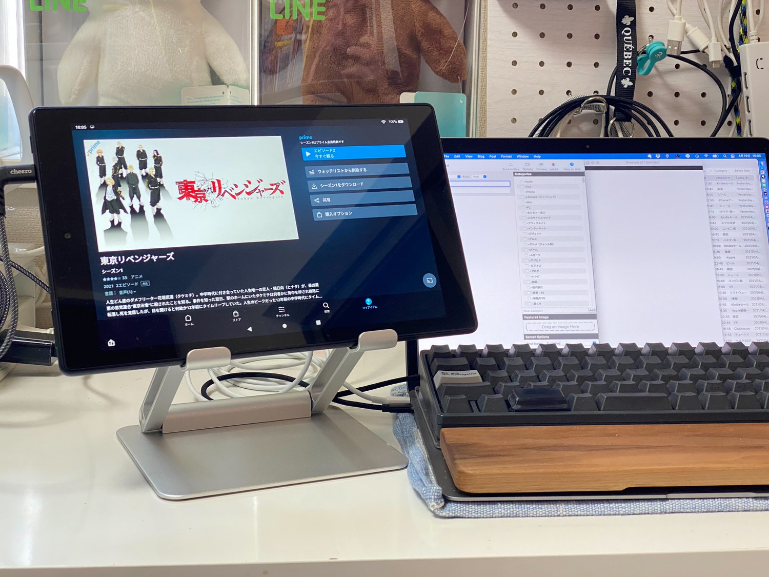 Tablet stand 08 04